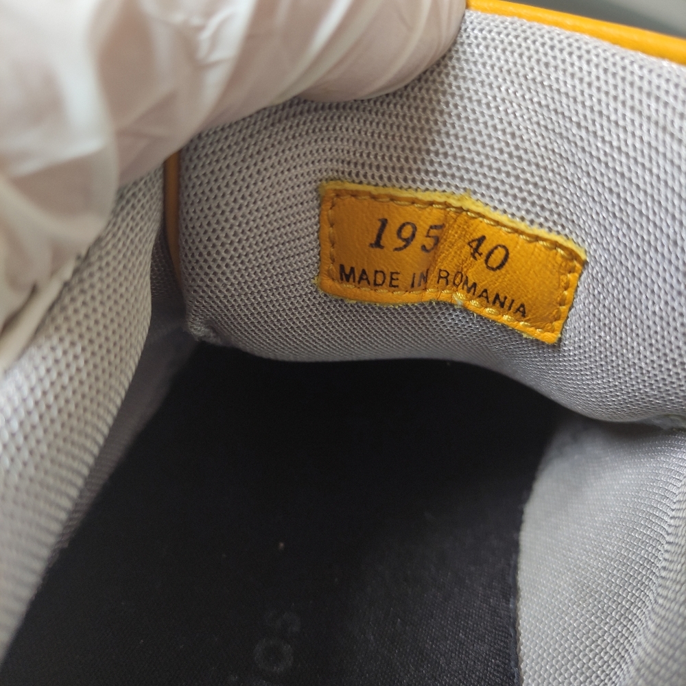 Acne Studios Yellow And White Perey Sneakers - Picture 10 of 11